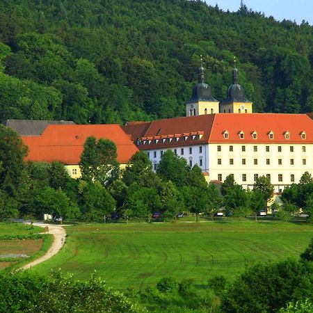 Kloster Plankstetten Gaste- Und Tagungshaus Берхинг Екстериор снимка