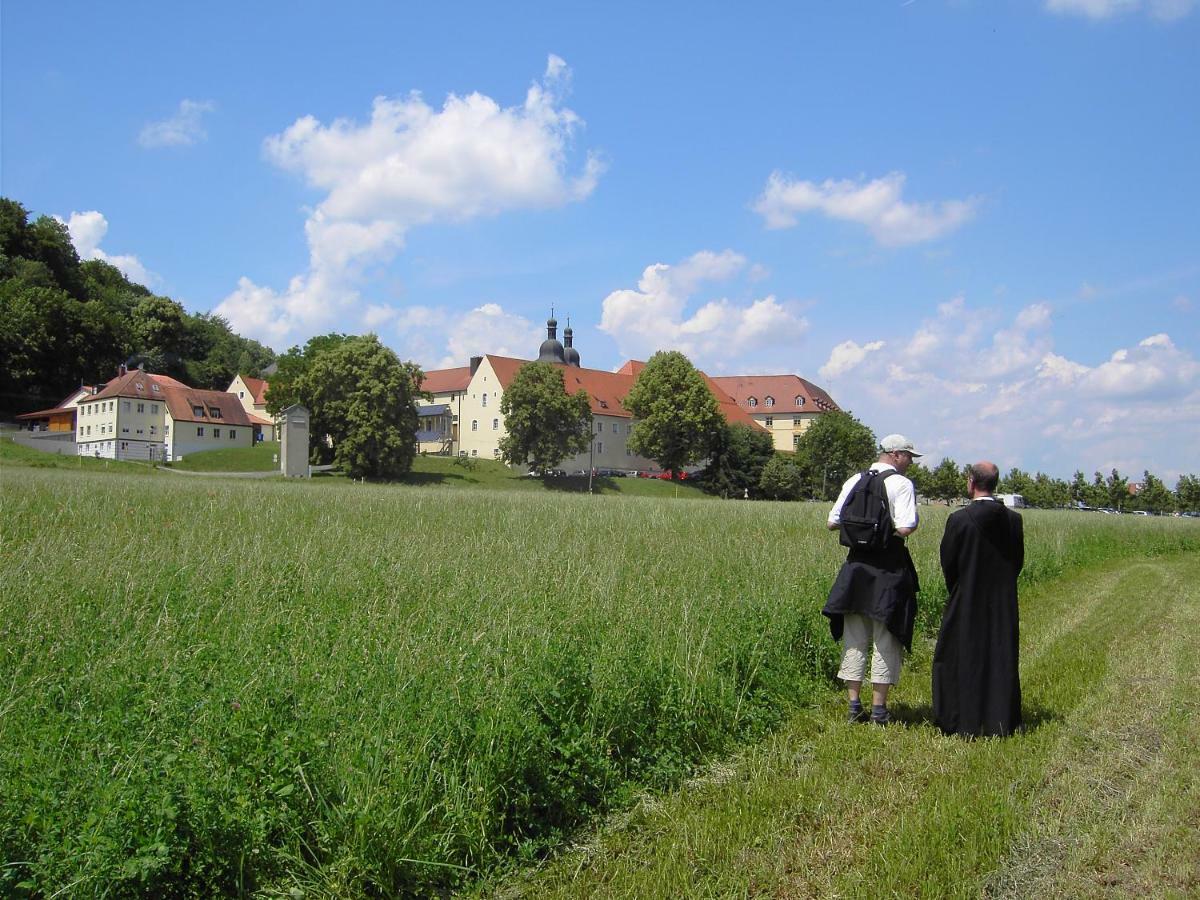 Kloster Plankstetten Gaste- Und Tagungshaus Берхинг Екстериор снимка